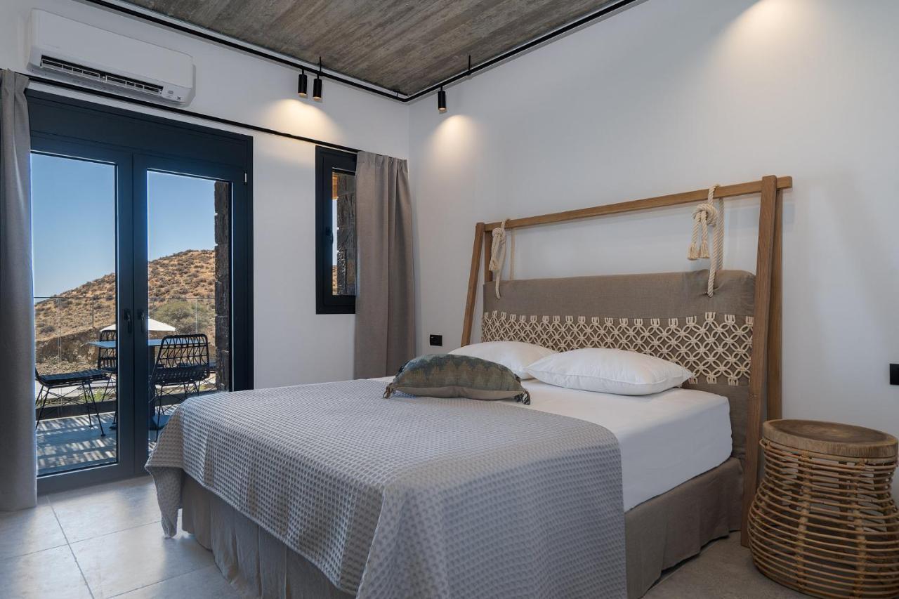 Celine Private Residences Lentas Luaran gambar