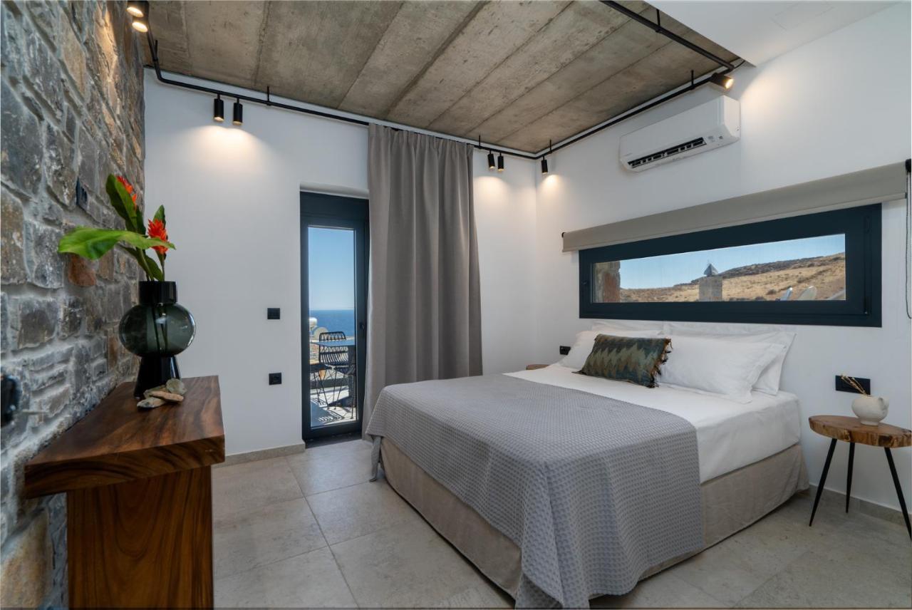 Celine Private Residences Lentas Luaran gambar