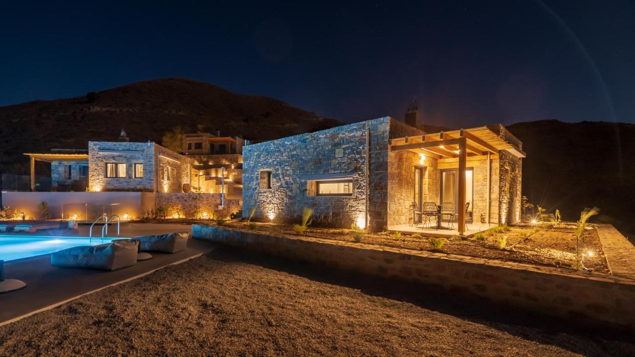 Celine Private Residences Lentas Luaran gambar