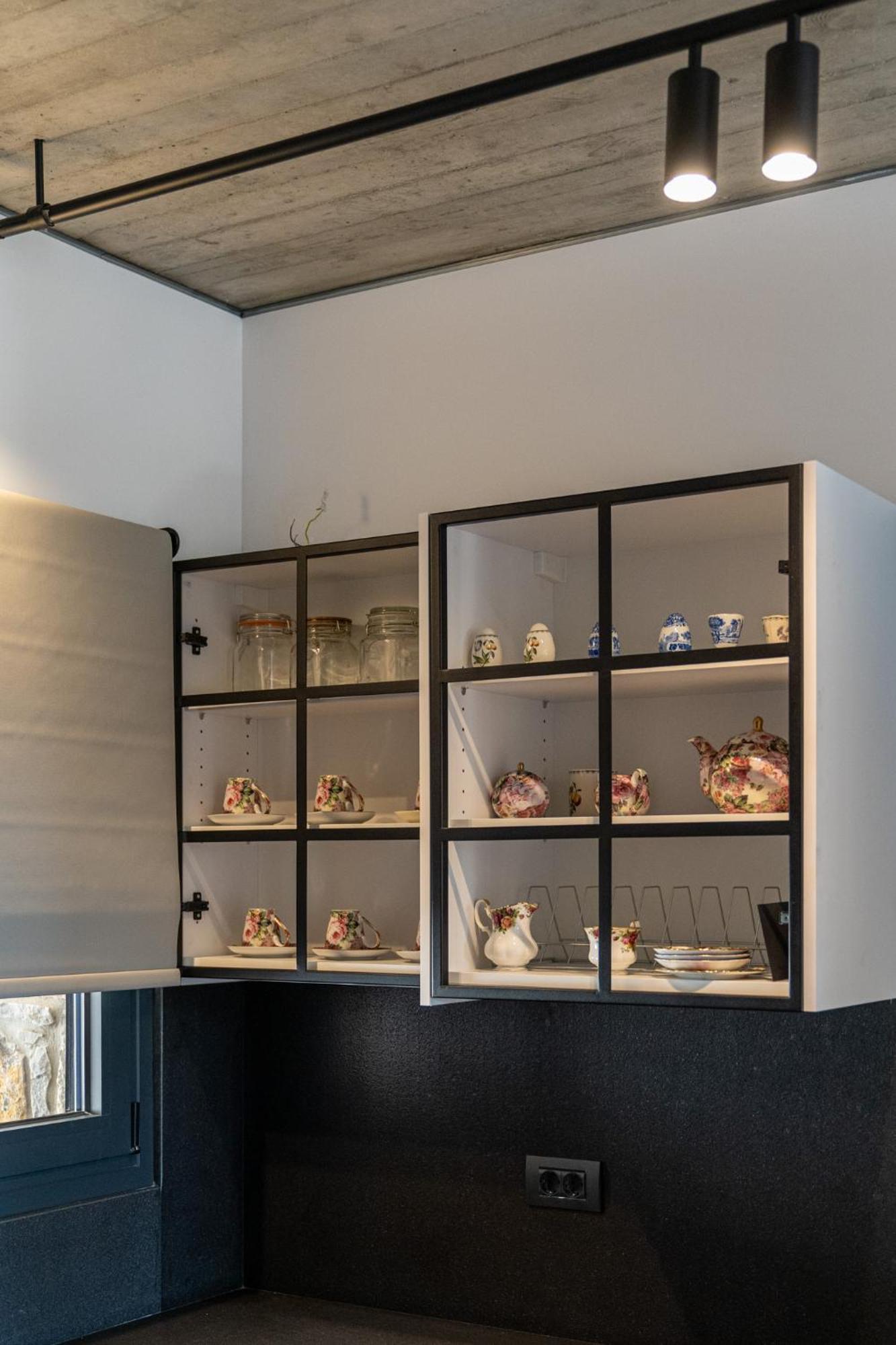 Celine Private Residences Lentas Luaran gambar